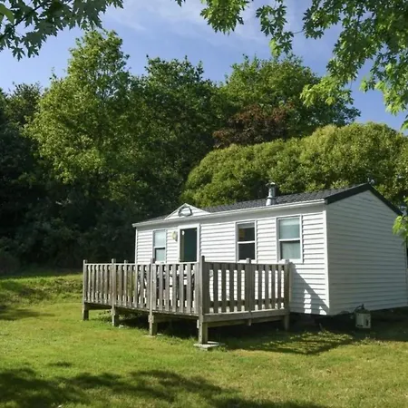 Mobil-home Confortable Avec Terrasse Pour 4 Personnes - Api-1-52-1361 مكان تخييم Commequiers