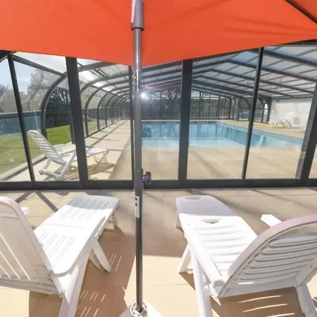 Mobil-home Confortable Avec Terrasse Pour 4 Personnes - Api-1-52-1361 *