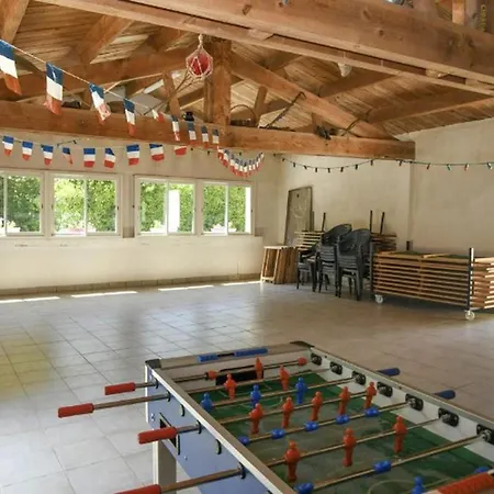 Mobil-home Confortable Avec Terrasse Pour 4 Personnes - Api-1-52-1361 Commequiers