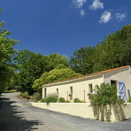 Mobil-home Confortable Avec Terrasse Pour 4 Personnes - Api-1-52-1361 مكان تخييم *