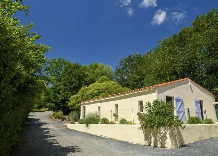 Mobil-home Confortable Avec Terrasse Pour 4 Personnes - Api-1-52-1361 Campingplatz *